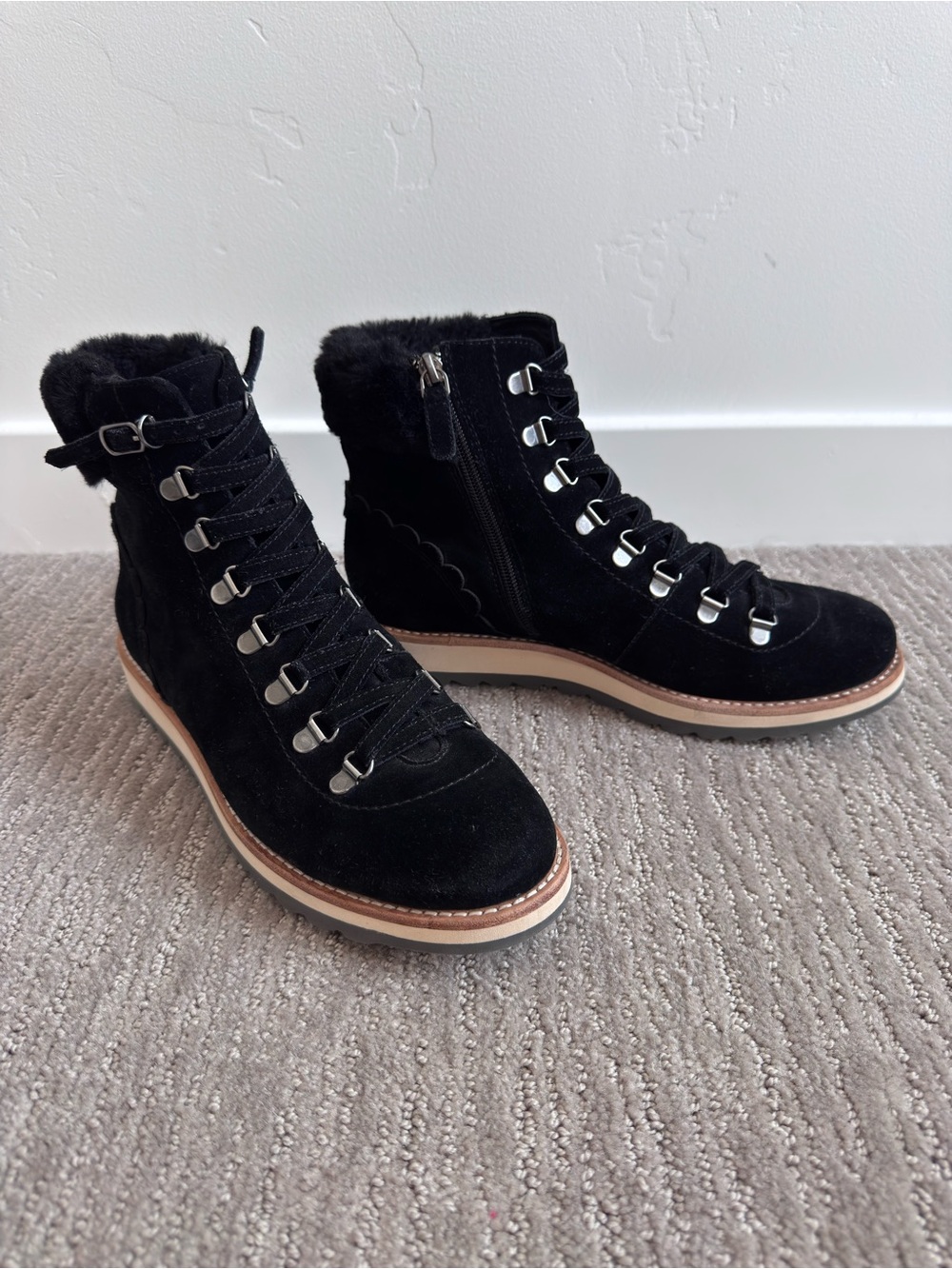 Kate Spade Maira Black Suede Leather Faux Fur Hiking Lace Up Boots 9M Gorpcore